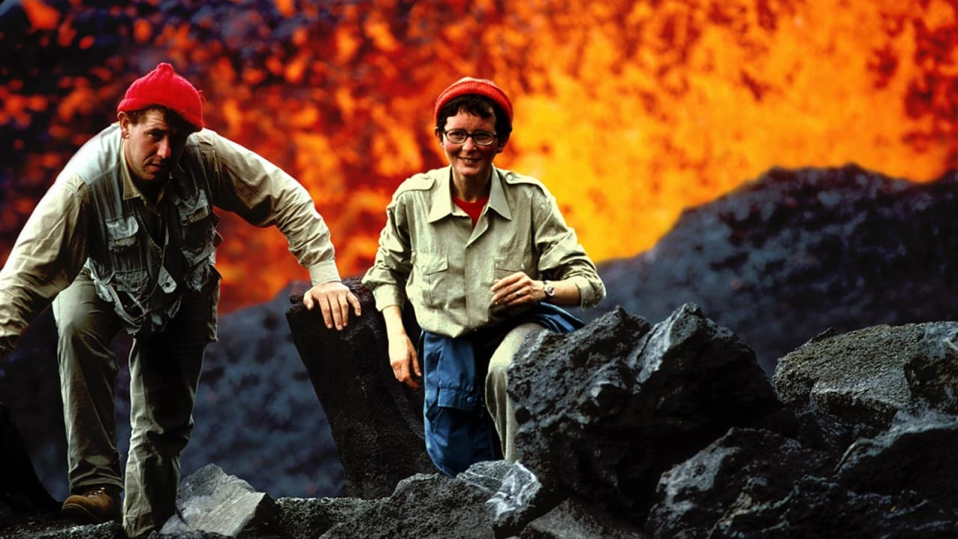 Photo du film Au cœur des volcans : Requiem pour Katia et Maurice Krafft